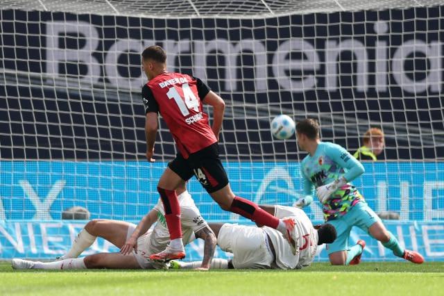 Bayer Leverkusen vs Augsburg (20:30 – 26/04) | Xem lại trận đấu