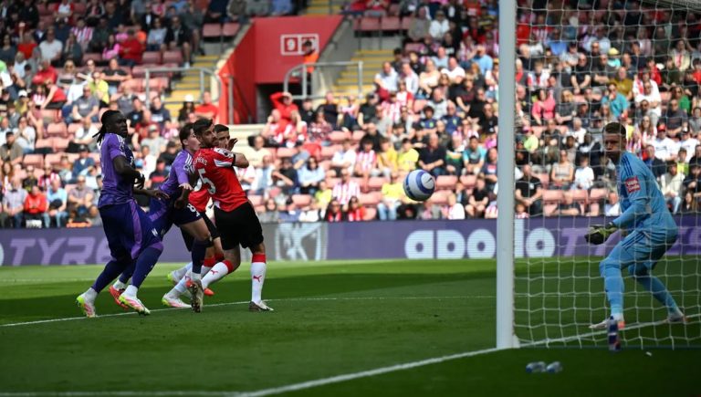 Southampton vs Fulham (21:00 – 26/04) | Xem lại trận đấu