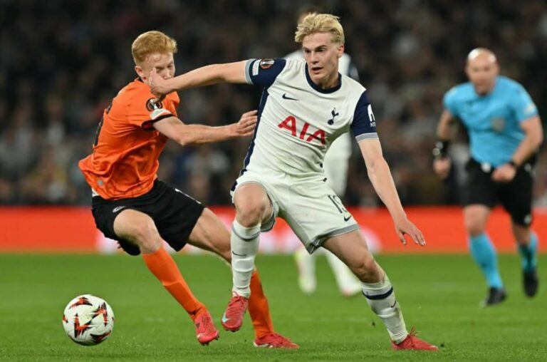 Tottenham vs Eintracht Frankfurt (02:00 – 11/04) | Xem lại trận đấu