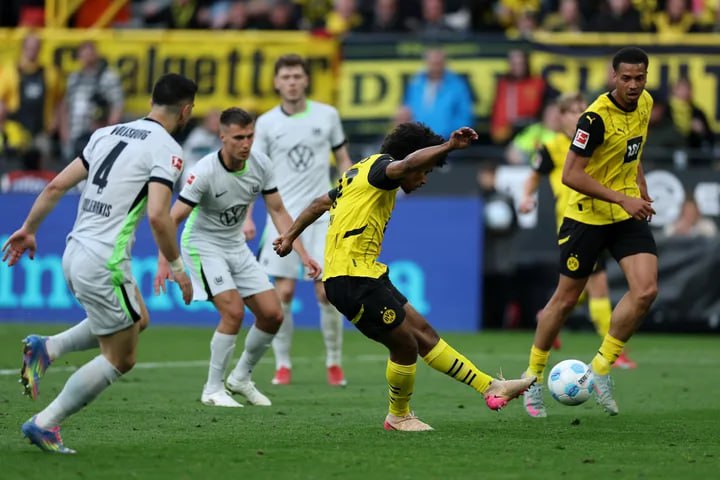 Dortmund vs VfL Wolfsburg (23:30 – 03/05) | Xem lại trận đấu