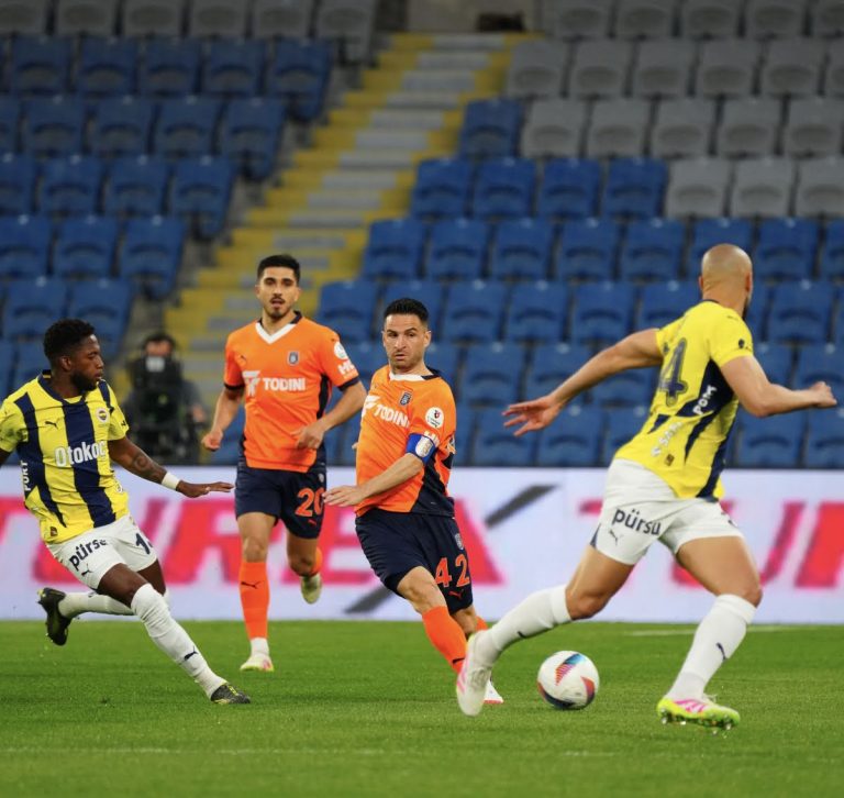 Basaksehir FK vs Fenerbahce (00:00 – 10/05) | Xem lại trận đấu