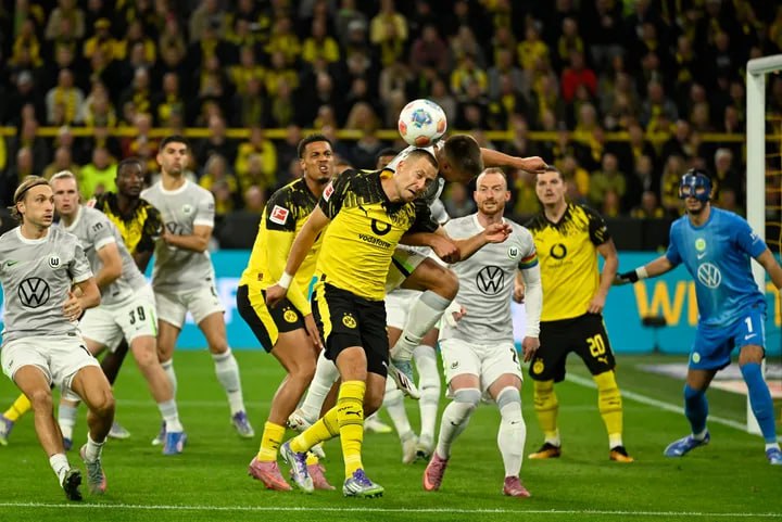Dortmund vs VfL Wolfsburg (00:30 – 22/09) | Xem lại trận đấu