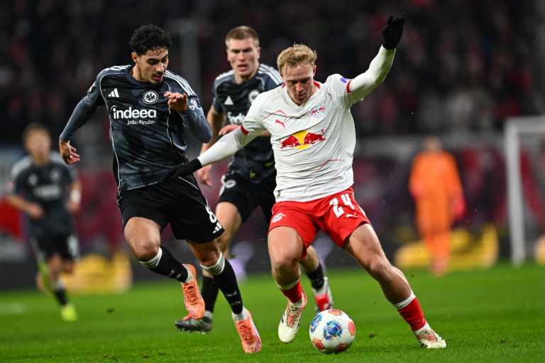 RB Leipzig vs Eintracht Frankfurt (00:30 – 07/12) | Xem lại trận đấu