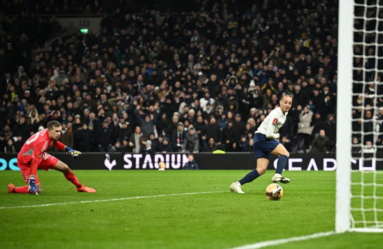 Tottenham vs Aston Villa (00:45 – 11/01) | Xem lại trận đấu