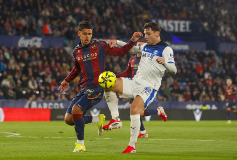 Levante vs Alavés (03:00 – 28/02) | Xem lại trận đấu