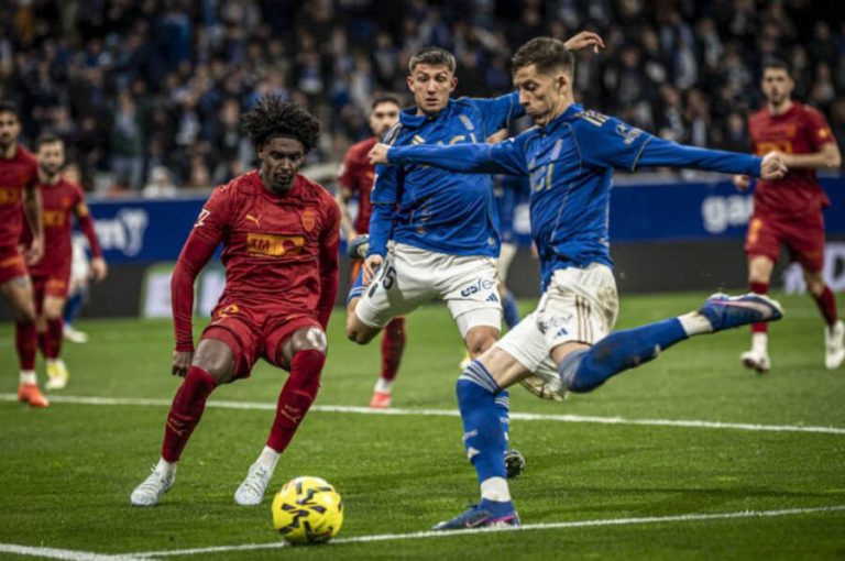 Real Oviedo vs Valencia CF (00:30 – 15/03) | Xem lại trận đấu