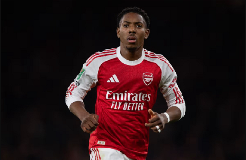 everton-muon-muon-myles-lewis-skelly-arsenal-can-nhac-phuong-an-phat-trien-tai-nang-tre